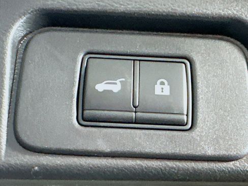 Used 2022 Nissan Rogue SL image 31