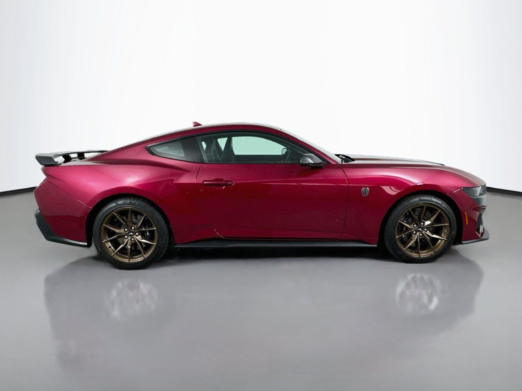 Used 2025 Ford Mustang Dark Horse RWD image 5