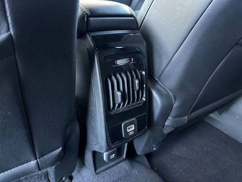 Used 2025 Jeep Compass Trailhawk w/ Trailer Tow Group image 23