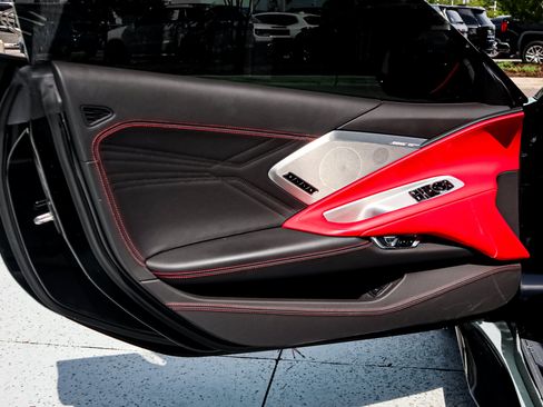 Used 2024 Chevrolet Corvette Z06 RWD image 14