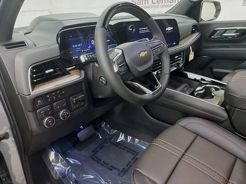 New 2026 Chevrolet Tahoe High Country AWD/4WD image 11