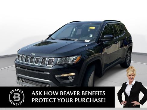 Used 2020 Jeep Compass Latitude FWD image 1