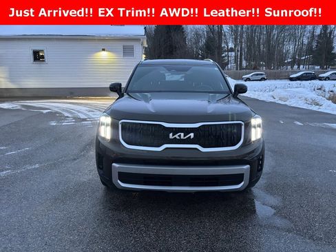 Certified 2023 Kia Telluride EX w/ EX Captain's Chair Package image 5