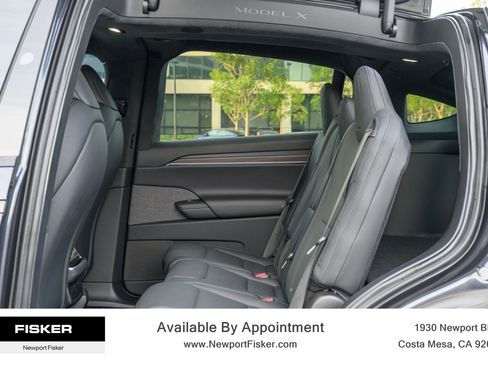 Used 2024 Tesla Model X image 15