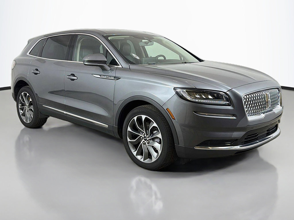 Used 2023 Lincoln Nautilus Reserve AWD/4WD image 45