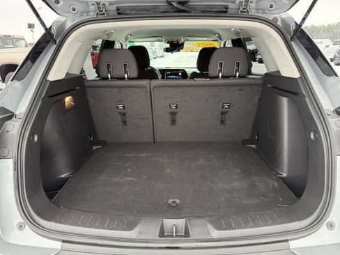 Used 2025 Chevrolet TrailBlazer LT image 9