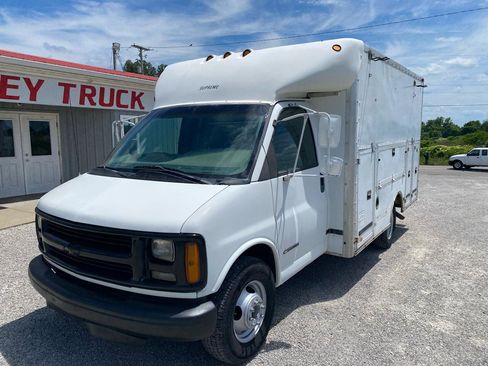 Used 1998 Chevrolet Express 3500 Extended w/ Preferred Equipment Group 2 RWD image 3
