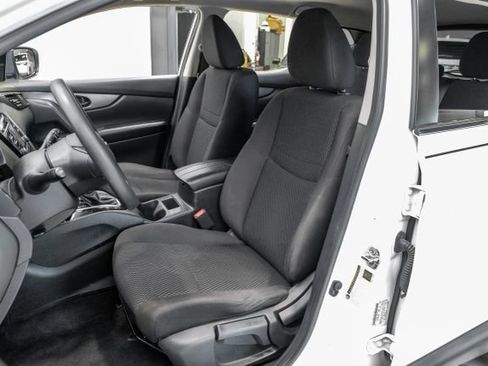 Used 2018 Nissan Rogue Sport S w/ S Appearance Package FWD image 37
