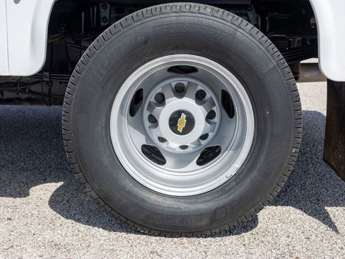 Used 2019 Chevrolet Silverado 3500 W/T w/ WT Convenience Package image 22