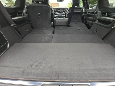 New 2026 Jeep Grand Wagoneer Summit AWD/4WD image 16