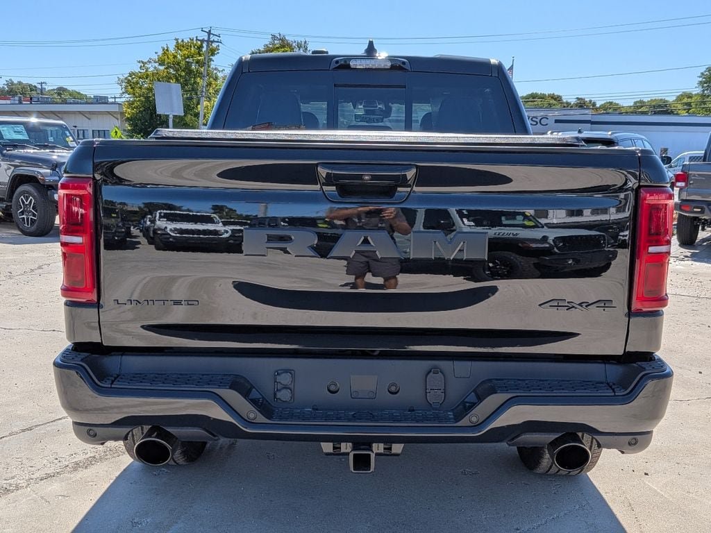 New 2027 RAM 1500 Limited AWD/4WD image 4