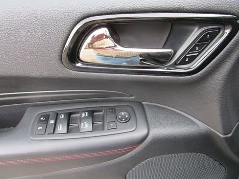 Used 2024 Dodge Durango GT image 22