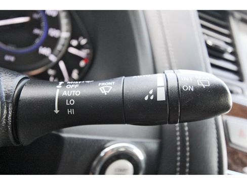 Used 2017 INFINITI QX80 4WD image 18