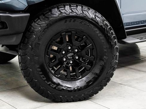 Used 2024 Ford Bronco Raptor AWD/4WD image 3