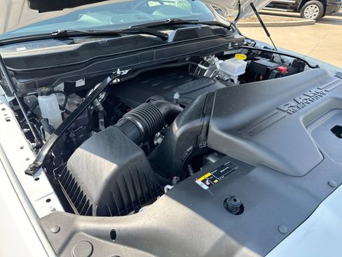 Used 2026 RAM 2500 Big Horn AWD/4WD image 26
