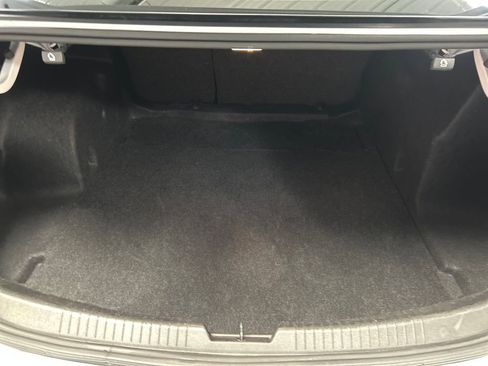 Used 2024 Chevrolet Malibu LT image 24