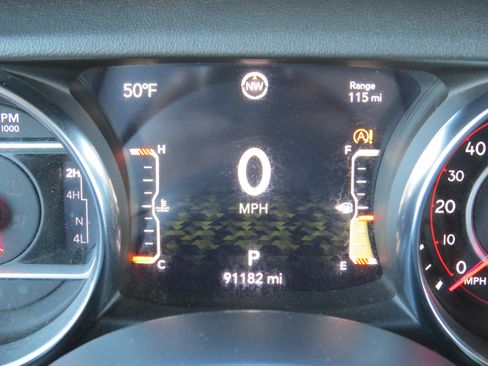 Used 2020 Jeep Gladiator Rubicon image 24