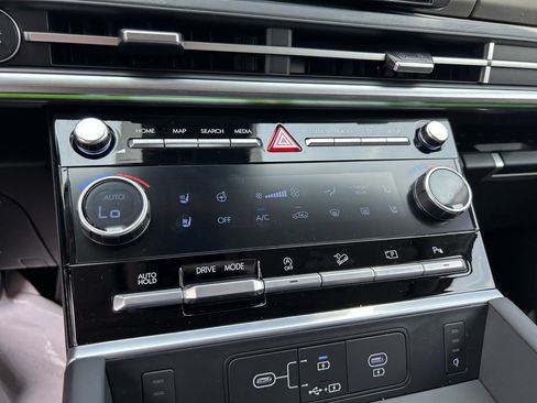 New 2026 Hyundai Santa Fe Limited FWD image 29