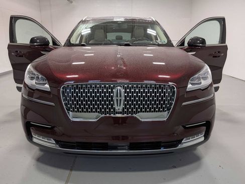 Used 2020 Lincoln Aviator Reserve w/ Equipment Group 202A image 13