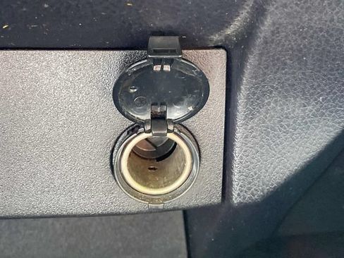 Used 2018 Toyota RAV4 LE w/ All Weather Liner Package AWD/4WD image 27