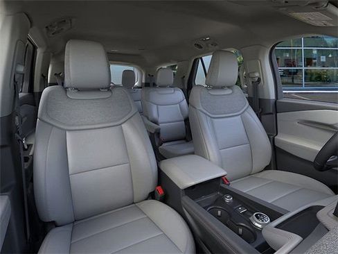 New 2026 Ford Explorer Active w/ Active Comfort Package image 10
