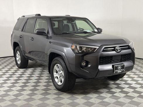 Used 2023 Toyota 4Runner SR5 image 7