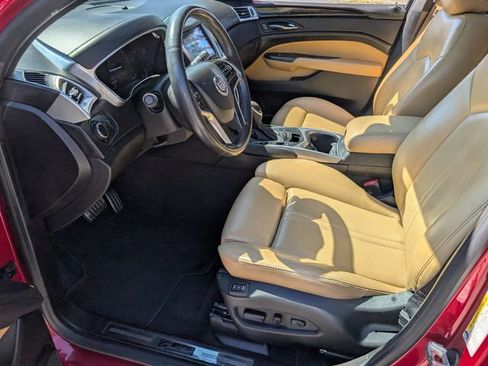 Used 2016 Cadillac SRX Luxury image 7