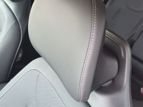 New 2025 Kia EV6 Light image 13