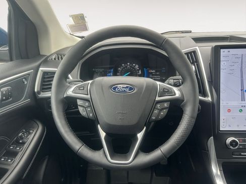 Used 2024 Ford Edge Titanium w/ Equipment Group 301A AWD/4WD image 14