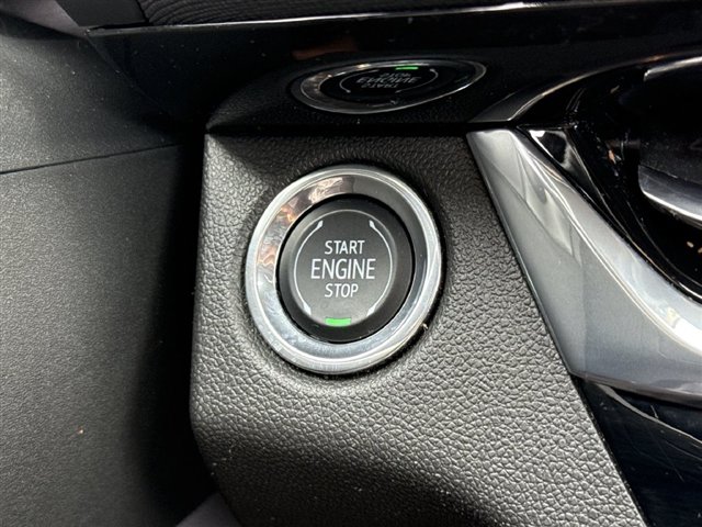 Used 2024 Buick Envista Sport Touring w/ Convenience I Package FWD image 19