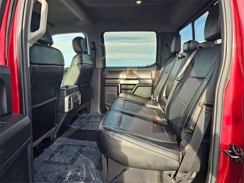 Used 2017 Ford F250 Lariat w/ Chrome Package image 12