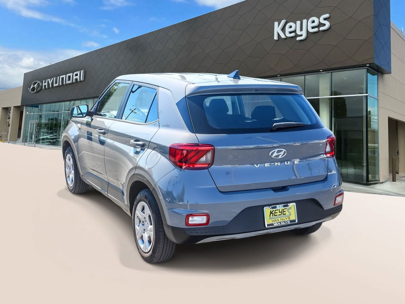 Used 2020 Hyundai Venue SE FWD image 7