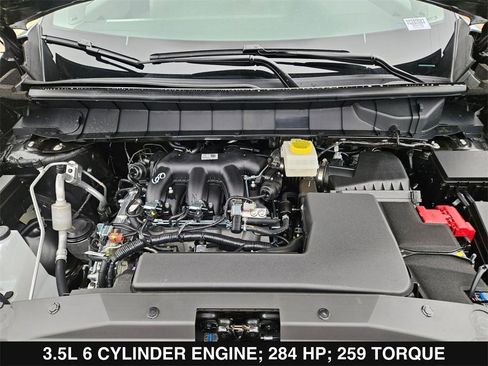 New 2026 Nissan Pathfinder SL image 32