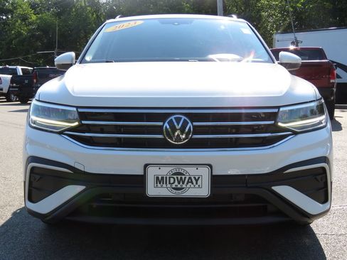Used 2023 Volkswagen Tiguan S FWD image 2