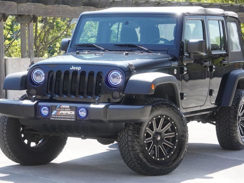 Used 2016 Jeep Wrangler Unlimited Sport w/ Max Tow Package AWD/4WD image 28