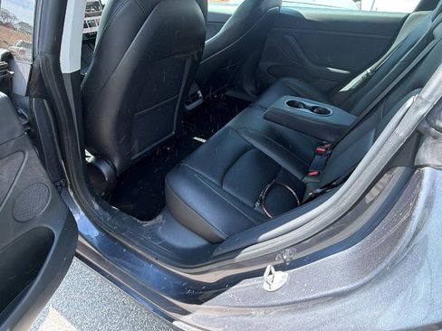 Used 2023 Tesla Model 3 Standard Range image 24