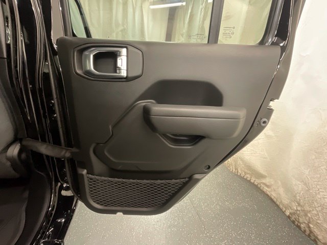 New 2026 Jeep Gladiator Sport AWD/4WD image 24