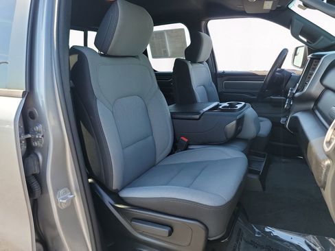 Used 2022 RAM 1500 Big Horn AWD/4WD image 15