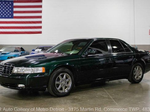 Used 1999 Cadillac Seville STS w/ Convenience Pkg image 1