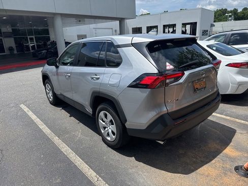 Used 2024 Toyota RAV4 LE FWD image 5