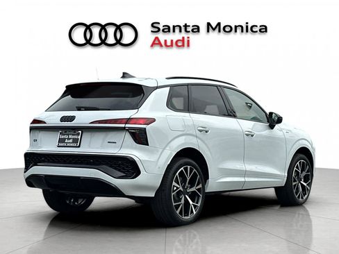 New 2026 Audi Q3 quattro 2.0T AWD/4WD image 2
