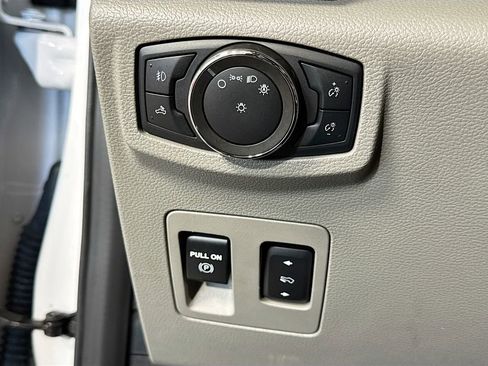 Used 2020 Ford F150 XLT w/ Equipment Group 302A Luxury image 19