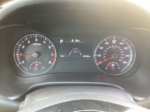 Used 2024 Kia Forte LXS FWD image 22