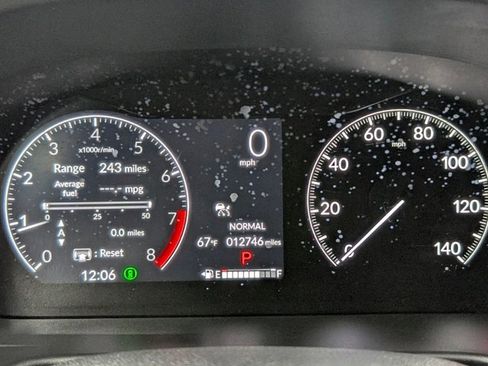 Used 2025 Honda Odyssey Elite image 3