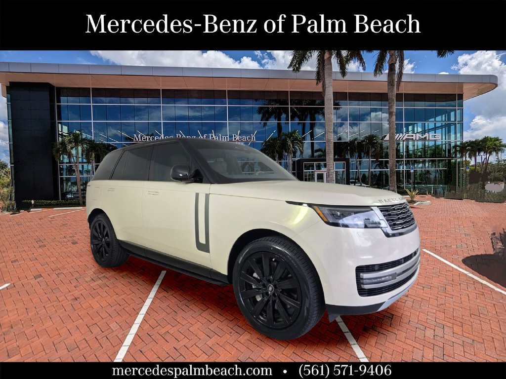 Used 2025 Land Rover Range Rover SE AWD/4WD image 1
