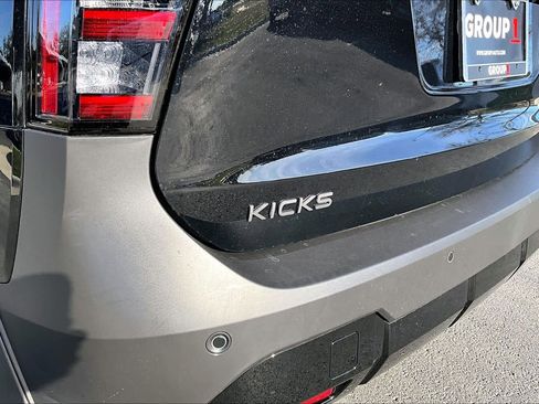 New 2026 Nissan Kicks SV image 15
