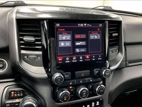Used 2019 RAM 1500 Big Horn AWD/4WD image 17