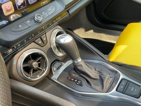 Used 2018 Chevrolet Camaro SS RWD image 23
