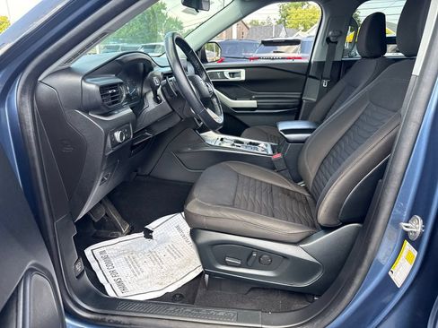Used 2020 Ford Explorer XLT w/ Comfort Package AWD/4WD image 23