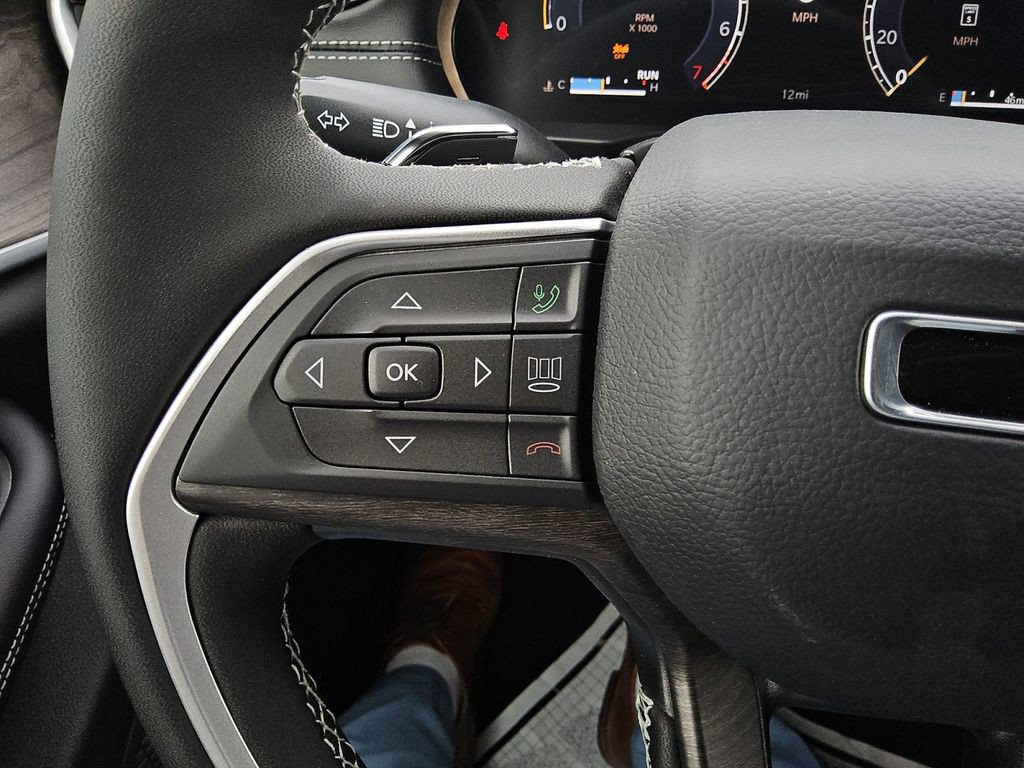 New 2026 Jeep Grand Cherokee Altitude RWD image 26